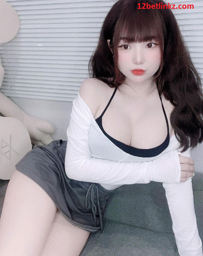 Hot girl Mỹ Linh diện bikini khoe dáng cực gợi cảm 2023 11 Ảnh đẹp bikini của Mỹ Linh